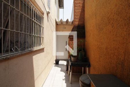 Casa à venda com 120m², 3 quartos e 2 vagasChurrasqueira e quintal