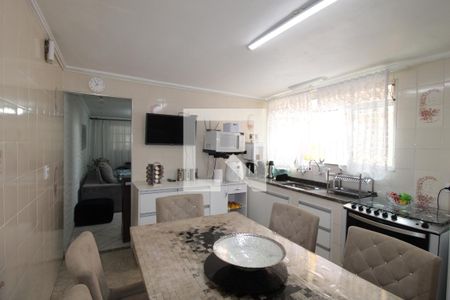 Casa à venda com 120m², 3 quartos e 2 vagasCozinha