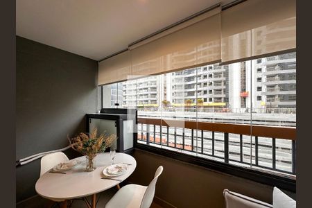 Sacada de kitnet/studio à venda com 1 quarto, 25m² em Brooklin Paulista, São Paulo