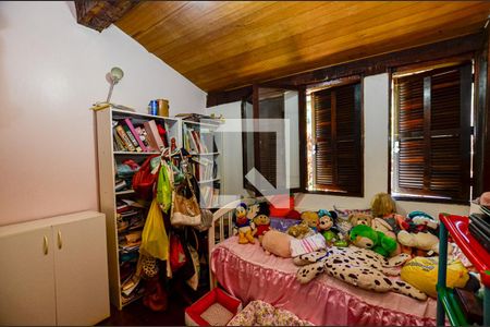 Quarto 2 de casa de condomínio à venda com 4 quartos, 500m² em Vila Progresso, Niterói