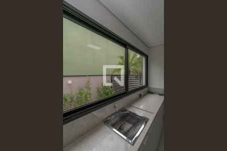 Casa de condomínio à venda com 440m², 4 quartos e 4 vagasÁrea de Serviço