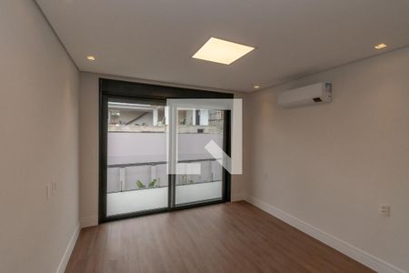 Casa de condomínio à venda com 440m², 4 quartos e 4 vagasSuite 1