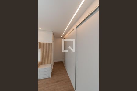 Casa de condomínio à venda com 440m², 4 quartos e 4 vagasBanheiro da Suíte 2