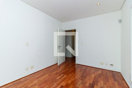 Casa para alugar com 190m², 4 quartos e 2 vagasQuarto 3