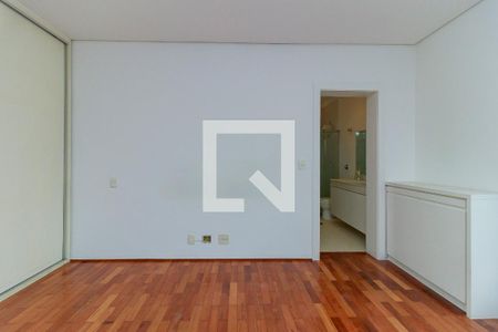 Casa para alugar com 190m², 4 quartos e 2 vagasSuíte