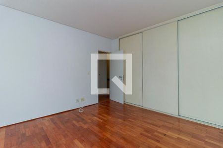 Casa para alugar com 190m², 4 quartos e 2 vagasSuíte