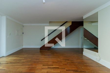 Sala de casa para alugar com 4 quartos, 190m² em Vila Cordeiro, São Paulo