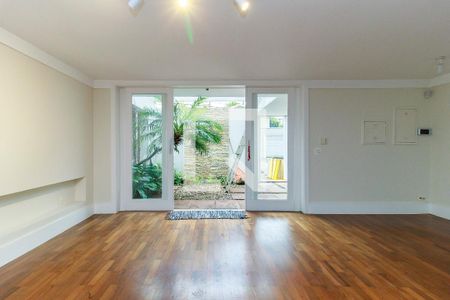 Casa para alugar com 190m², 4 quartos e 2 vagasSuíte