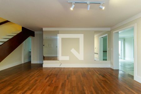 Sala de casa para alugar com 4 quartos, 190m² em Vila Cordeiro, São Paulo