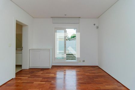 Casa para alugar com 190m², 4 quartos e 2 vagasSuíte