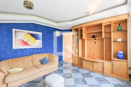 Casa à venda com 240m², 3 quartos e 3 vagasSala íntima