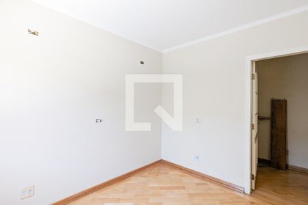 Casa à venda com 240m², 3 quartos e 3 vagasHome office