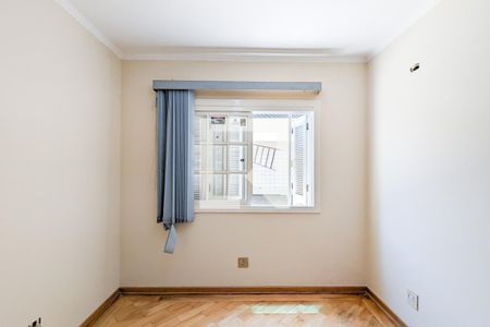 Casa à venda com 240m², 3 quartos e 3 vagasHome office