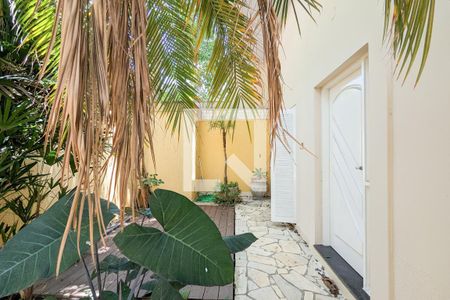 Casa à venda com 240m², 3 quartos e 3 vagasJardim