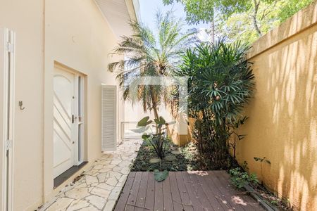 Casa à venda com 240m², 3 quartos e 3 vagasJardim