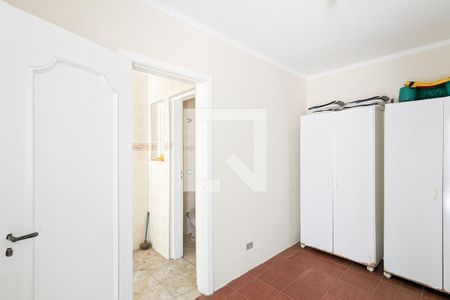 Casa à venda com 240m², 3 quartos e 3 vagasQuarto de serviço