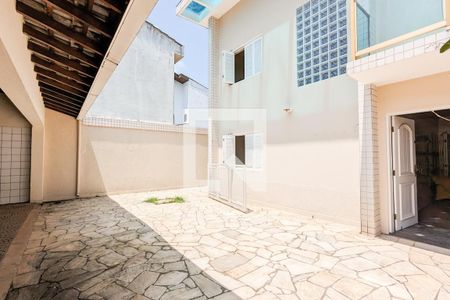 Casa à venda com 240m², 3 quartos e 3 vagasQuintal