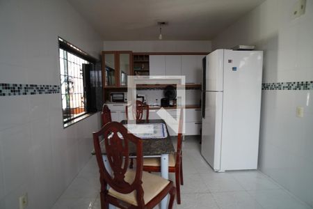 Casa à venda com 132m², 5 quartos e 1 vagaCozinha