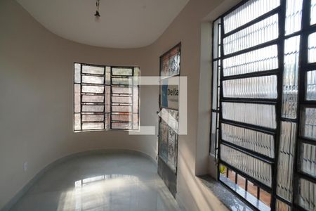 Corredor de casa à venda com 5 quartos, 132m² em Fonseca, Niterói