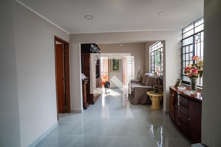 Sala de casa à venda com 5 quartos, 132m² em Fonseca, Niterói