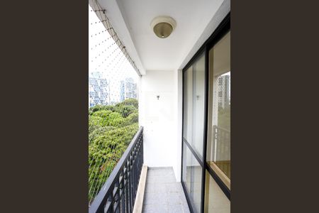 Varanda de apartamento para alugar com 3 quartos, 68m² em Jardim Colombo, São Paulo