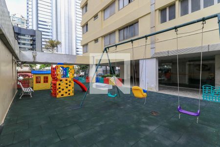Apartamento para alugar com 93m², 3 quartos e 1 vagaÁrea comum - Playground