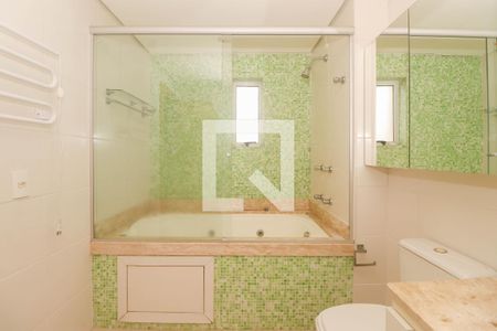 Apartamento à venda com 113m², 2 quartos e 2 vagas Apartamento à venda com 113m², 2 quartos e 2 vagasBanheiro da Suíte 1