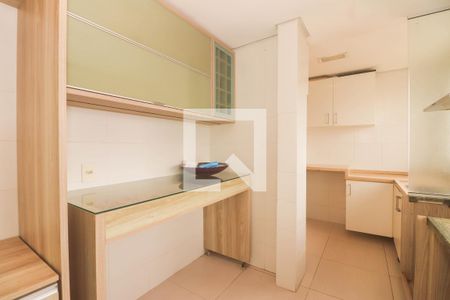 Cozinha e Área de Serviço de apartamento à venda com 2 quartos, 113m² em Auxiliadora, Porto Alegre