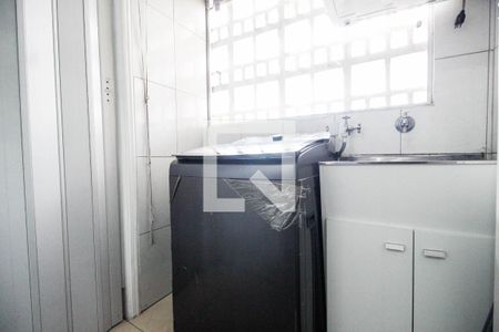 Apartamento à venda com 73m², 3 quartos e 1 vagaÁrea de serviço