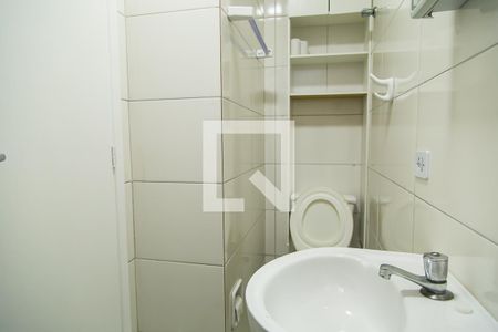 Banheiro de apartamento para alugar com 1 quarto, 24m² em Vila Monte Alegre, São Paulo