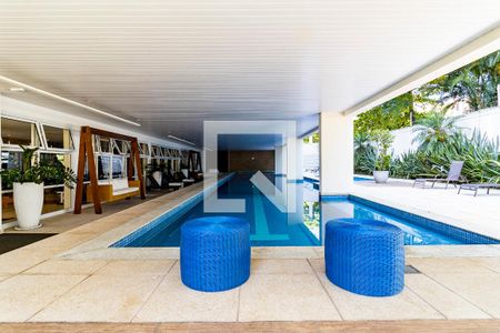 Studio à venda com 34m², 1 quarto e 1 vagaPiscina