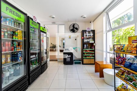 Studio à venda com 34m², 1 quarto e 1 vagaMini Mercado