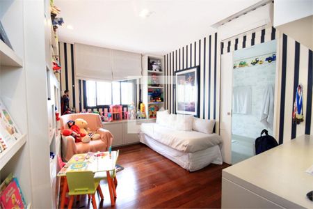 Apartamento à venda com 3 quartos, 280m² em Santo Amaro, São Paulo