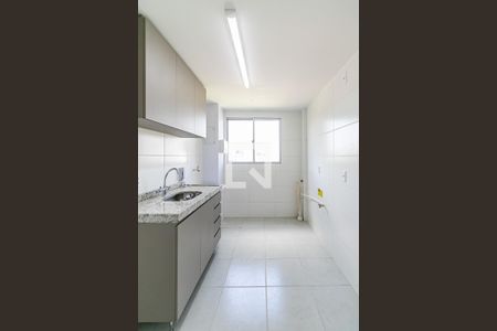 Apartamento para alugar com 51m², 2 quartos e 1 vaga Apartamento para alugar com 51m², 2 quartos e 1 vagaCozinha e Área de Serviço