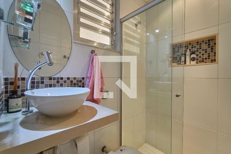 Apartamento à venda com 75m², 2 quartos e sem vagaBanheiro Social