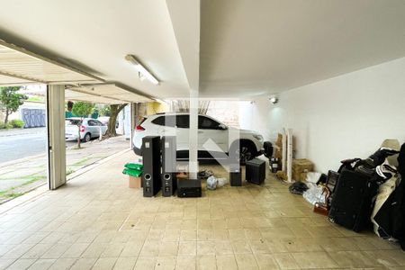 Casa para alugar com 520m², 5 quartos e 3 vagas Casa para alugar com 520m², 5 quartos e 3 vagasGaragem