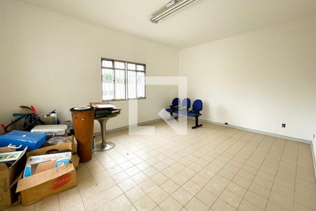 Casa para alugar com 520m², 5 quartos e 3 vagas Casa para alugar com 520m², 5 quartos e 3 vagasEdicula