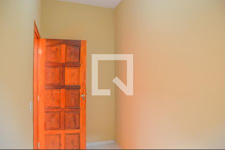 Casa à venda com 325m², 6 quartos e 3 vagas Casa à venda com 325m², 6 quartos e 3 vagasQuarto de Serviço