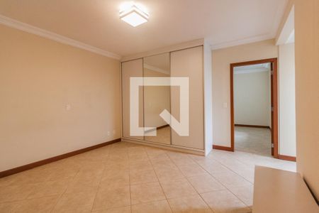 Quarto Suíte de casa para alugar com 4 quartos, 300m² em Itaguaçu, Florianópolis
