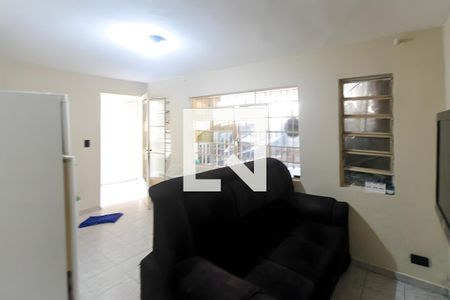 Sala de kitnet/studio para alugar com 1 quarto, 38m² em Cidade São Mateus, São Paulo