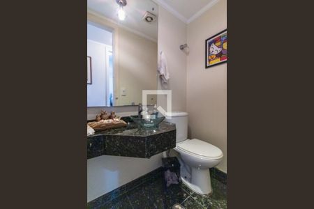 Apartamento à venda com 125m², 3 quartos e 2 vagas Apartamento à venda com 125m², 3 quartos e 2 vagasLavabo