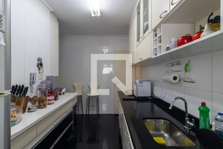 Apartamento à venda com 125m², 3 quartos e 2 vagas Apartamento à venda com 125m², 3 quartos e 2 vagasCozinha