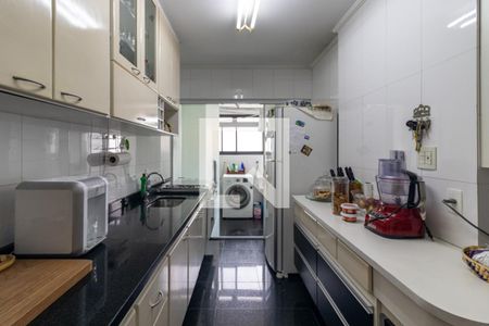 Apartamento à venda com 125m², 3 quartos e 2 vagas Apartamento à venda com 125m², 3 quartos e 2 vagasCozinha