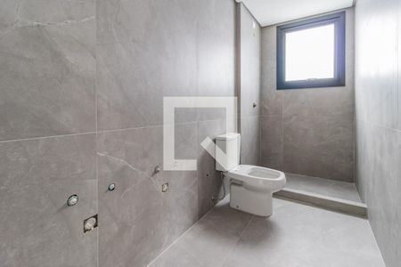 Apartamento à venda com 186m², 2 quartos e 2 vagasBanheiro da Suite
