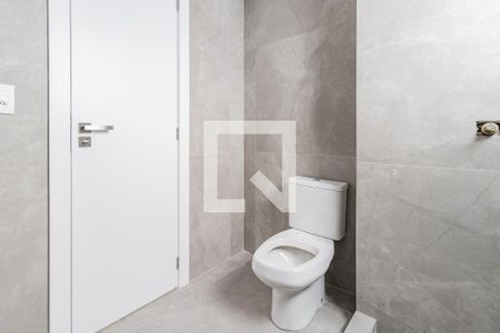 Apartamento à venda com 186m², 2 quartos e 2 vagasBanheiro da Suite 2