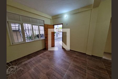 Sala de casa para alugar com 2 quartos, 60m² em Encantado, Rio de Janeiro
