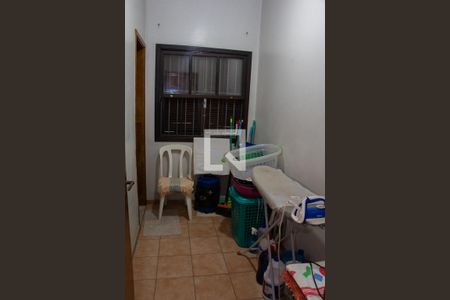 Casa à venda com 332m², 4 quartos e 3 vagasÁrea de Serviço