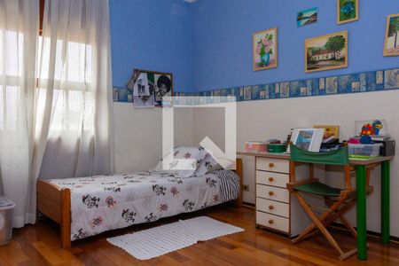 Quarto de casa à venda com 4 quartos, 332m² em Jardim das Vertentes, São Paulo