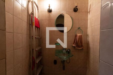 Casa para alugar com 400m², 4 quartos e 4 vagasBanheiro