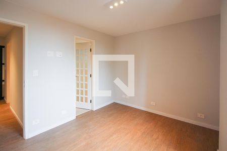 Suíte  de apartamento para alugar com 3 quartos, 112m² em Vila Olímpia, São Paulo